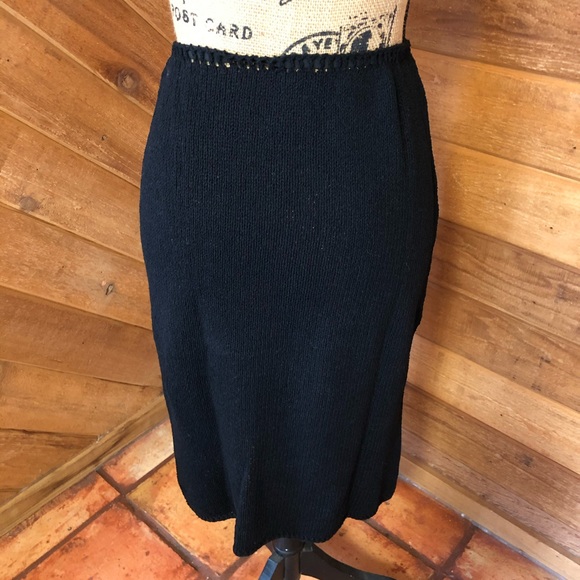 Vintage 2-piece Knit Top & Skirt - Picture 5 of 7